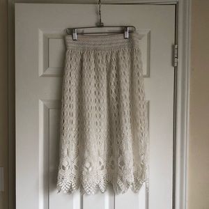 White textured midi skirt
